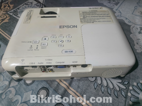 Projector: EPSON EB-X36